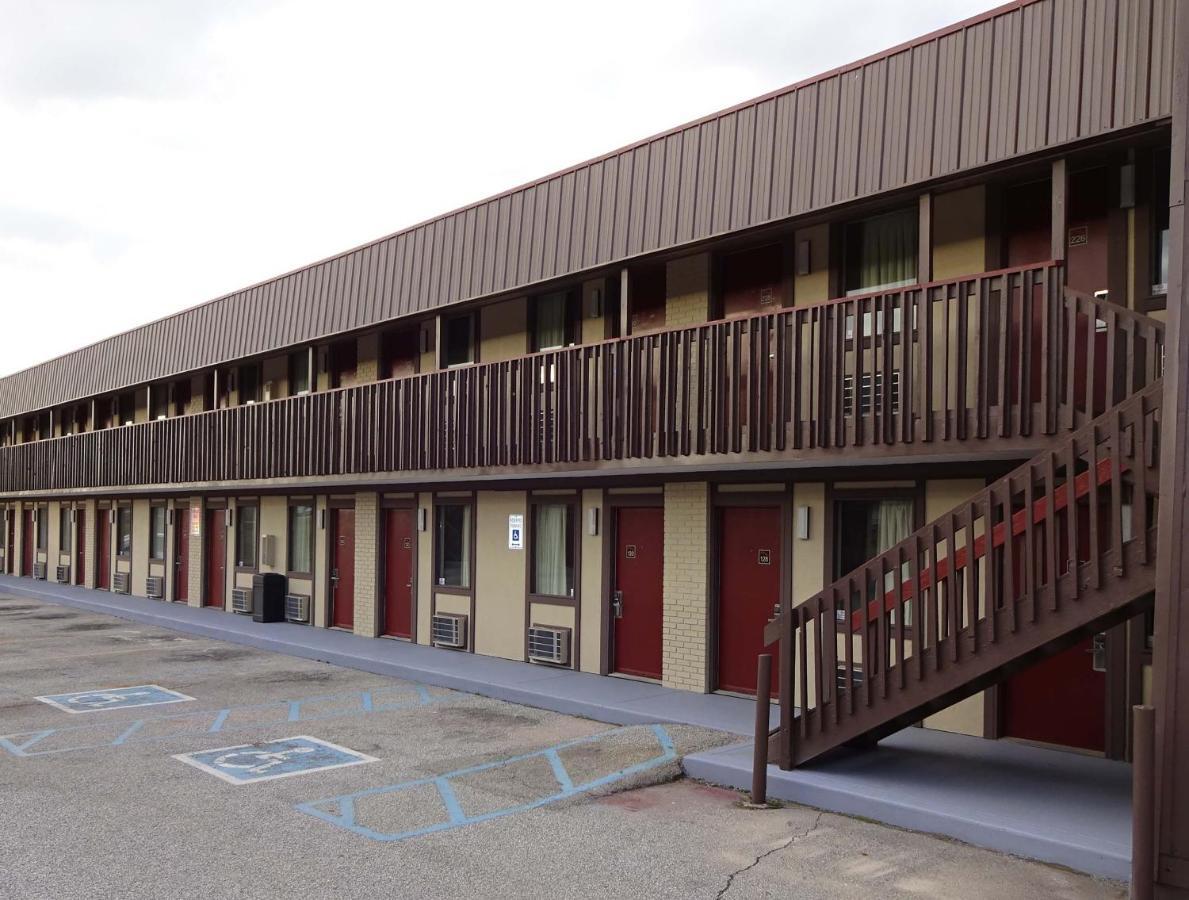 Red Roof Inn Indianapolis - Castleton Экстерьер фото